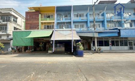 ขายอาคารพาณิชย์ / สำนักงาน - ขายอาคารพาณิชย์ 3.5 ชั้น ถนนคลองหลวง ซอยเทพกุญชร 13/1 ติดตลาดไทยพืชไร่