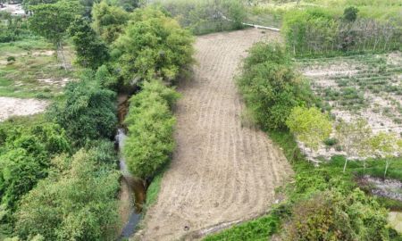 ขายที่ดิน - ขายที่ดินเปล่า 4-2-50 ไร่ ทำเลศักยภาพ ติดคลองกระเฉท น้ำไหลตลอดปี ใกล้นิคมอุตสาหกรรม ต.มาบข่า ระยอง