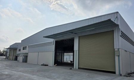 ให้เช่าโรงงาน / โกดัง - ให้เช่าโกดังสร้างใหม่ 515 - 879 ตรม. พื้นที่สีส้ม ขอ รง.4 ได้ ทำเลสี่แยกพนัสนิคม จ.ชลบุรี