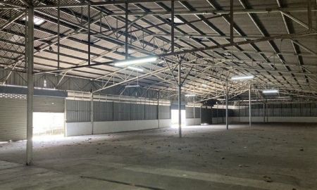 ให้เช่าโรงงาน / โกดัง - ให้เช่าโกดัง ใกล้เลียบด่วนเอกมัยรามอินทรา รถ6ล้อเข้าได้ซอยนวมินทร์100 มีออฟฟิศ ย่านเกษตร -นวมินทร์ ใกล้ตลาดปัฐวิกรณ์