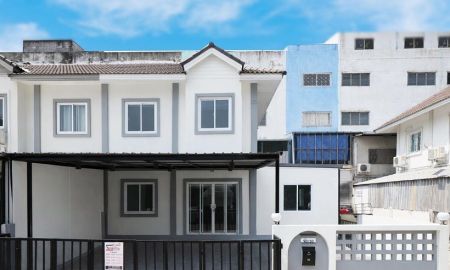 ขายทาวน์เฮาส์ - ขายราคาพิเศษ ทาวน์เฮ้าส์ 2 ชั้น ม.ณรุจา เนื้อที่ 30ตร.ว. 4นอน 2น้ำ แปลงมุม ทำเลดีมาก ฟังชั่นดี เฟอร์ครบ พื้นที่กว้าง รีโนเวทใหม่ [กาญจนาภิเษก-พระราม5]