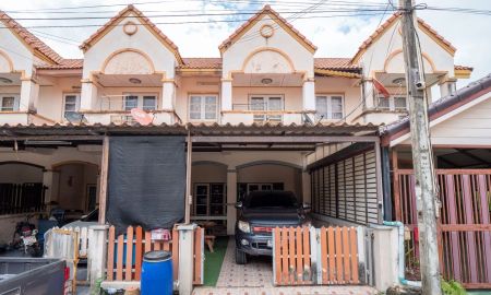 ขายทาวน์เฮาส์ - ขายทาว์นเฮาส์ #เมืองระยอง 26 ตรว. 3 นอน 2 น้ำ 2 จอด #ขายถูก 1.89 ล้าน สภาพพร้อมอยู่ ที่ตั้งตำบลทับมา ใกล้ถนนสุขุมวิท ติดถนนนครระยอง3