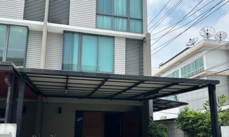 ขายทาวน์เฮาส์ - ขายทาวน์โฮม 3 ชั้น หลังริม พื้นที่ใหญ่ 28.2 ตร.ว. แต่งครบพร้อมอยู่ แอร์ 4 เครื่อง พาทิโอ อ่อนนุช-มอเตอร์เวย์ ลาดกระบัง