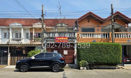 ขายทาวน์เฮาส์ - ขายบ้านทาวน์เฮ้าส์ 2 ชั้น หมู่บ้านรินทร์ทอง ซอยรามคำแหง190 มีระเบียงกว้างขวาง ใกล้รถไฟฟ้าสายสีชมพู