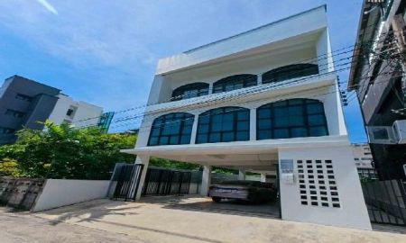 ขายอาคารพาณิชย์ / สำนักงาน - ขายสำนักงาน กรุงเทพ ทำเลโฮมออฟฟิศที่หาไม่ได้อีกแล้วในย่านลาดพร้าวซอย 1