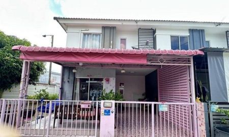 ขายทาวน์เฮาส์ - ขายบ้านTownhouseหลังริม มีพื้นที่เหลือให้ทำสวนได้ใจกลางเมืองที่เจริญที่สุด