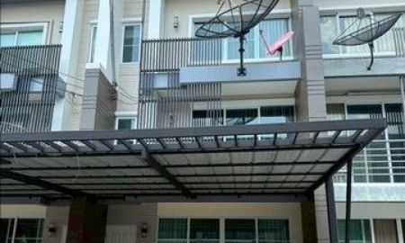 ให้เช่าทาวน์เฮาส์ - ให้เช่าทาวโฮม ย่านบางกะปิ หัวหมาก รามคำแหง ทาวอเวนิวพระราม9 กรุงเทพกรีฑา7 ใกล้สนามกอล์ฟกรุงเทพกรีฑา สนามกอล์ฟยูนิโก้ ใกล้เดอะมอลลบางกะปิ