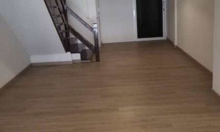 ขายทาวน์เฮาส์ - ขายด่วน! ทาวน์เฮ้าส์ 2 ชั้น หมู่บ้านธนากรวิลล่า 2 (บางกรวย) รีโนเวทใหม่ทั้งหลัง ใกล้รถไฟฟ้าสายสีแดง ฟรีค่าโอน