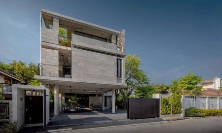 ขายอาคารพาณิชย์ / สำนักงาน - โฮมออฟฟิศ 3 ชั้น โมเดิร์นสไตล์ Brutal Loft ระดับพรีเมียม เนื้อที่ 82 ตารางวา แขวงจันทรเกษม เขตจตุจักร กรุงเทพมหานคร