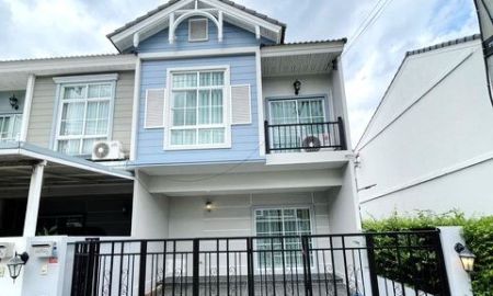 ให้เช่าทาวน์เฮาส์ - ให้เช่า] หมู่บ้าน โมดิ วิลล่า รังสิต 1 / 3 ห้องนอน 2 ห้องน้ำ / 20 ตรว. 140 ตรม. **22,000**