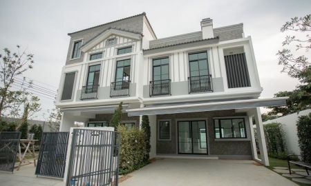 ขาย-ให้เช่าทาวน์เฮาส์ - ขาย/ ให้เช่าทาวน์โฮม Indy 5 Bangna Km.7 หลังมุม โซนส่วนตัว