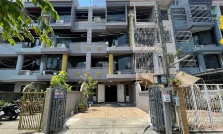 ขายทาวน์เฮาส์ - ทาวน์โฮม 4 ชั้น ขนาด 29 ตารางวา ซ.เจริญนคร 16 (ติดเสนาเฟสท์) 5 ห้องนอน แขวงคลองต้นไทร เขตคลองสาน กรุงเทพมหานคร