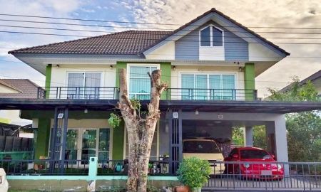 ขายบ้าน - ขายบ้านเดี่ยว 2 ชั้น 70 ตรว. หมู่บ้านกรีนลีฟ ราษฎร์อุทิศ 11 สุวินทวงศ์ หน้าโครงการ