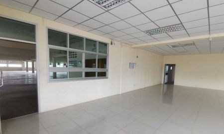 ให้เช่าโรงงาน / โกดัง - โรงงาน/โกดังพร้อมสำนักงาน (ให้เช่า) โซนพระประแดง สมุทรปราการ พื้นที่สีม่วง ขอใบอนุญาตโรงงานได้ เดินทางสะดวก ใกล้ตัวเมืองและแหล่งที่พักอาศัย