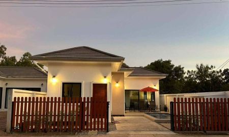 ขายบ้าน - ขายถูกมาก!! บ้านพูลวิลล่าสร้างใหม่ บนทำเลทอง อ.แกลง จ.ระยอง ใกล้ทะเลหาดแหลมแม่พิมพ์เพียง 350 เมตร