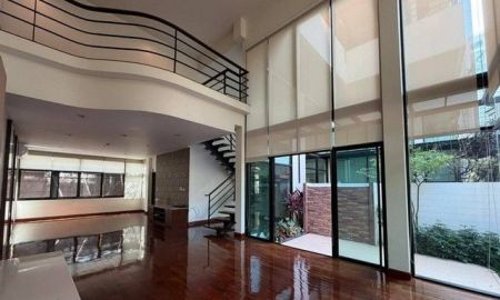 ให้เช่าบ้าน - ให้เช่าบ้านเดี่ยวใกล้ สถานีรถไฟฟ้าพร้อมพงษ์ โครงการ บ้านศศิดา สุขุมวิท24 ใกล้ห้างสรรพสินค้า เอมโพเรียม เอมควอเทีย เอมสเฟีย ระยะเดินได้