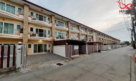 ขาย-ให้เช่าทาวน์เฮาส์ - ขายและให้เช่าทาวน์โฮม 3ชั้น 24ตรว. ซอยลาดพร้าว 101 หมู่บ้านแสงวิภาโฮม ใกล้รถไฟฟ้า