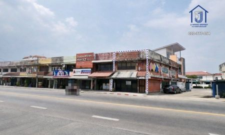 ขายอาคารพาณิชย์ / สำนักงาน - ขายทาวน์โฮม 2 ชั้น 34 ตารางวา หลังมุม ติดถนนสุคนธสวัสดิ์ เกษตร-นวมินทร์ ใกล้เลียบด่วนเอกมัย-รามอินทรา