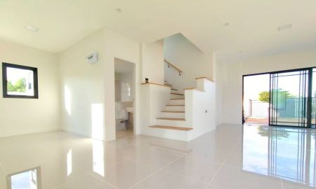 ขายบ้าน - บ้าน2 ชั้นหลังใหญ่ 2 ขนาด (ไซส์ L,ไซส์ XL) แบบบ้าน 3 ห้องนอน 3 ห้องน้ำ