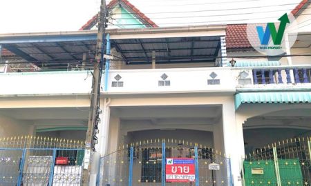 ขายทาวน์เฮาส์ - ขายทาวน์เฮ้าส์ มบ.ร่มเย็น 1 ซ.สรงประภา 14 สภาพดีมาก 17 ตร.ว. 4 ห้องนอน 2 ห้องน้ำ 1 แอร์ 1 ที่จอดรถ ใกล้โรบินสันศรีสมาน