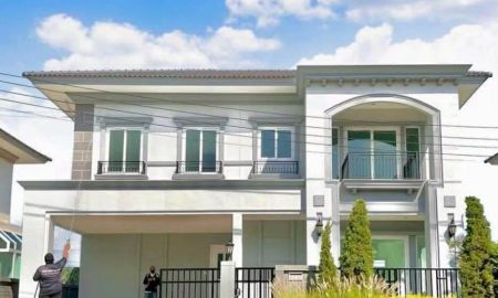 ให้เช่าบ้าน - บ้านเดี่ยวราคา 15 ล้าน ปล่อยเช่าแค่ 49,000 บ.!! บนทำเลทองรังสิต ทางด่วนอยู่หน้าหมู่บ้าน ใกล้ฟิวเจอร์แค่ 5 นาที