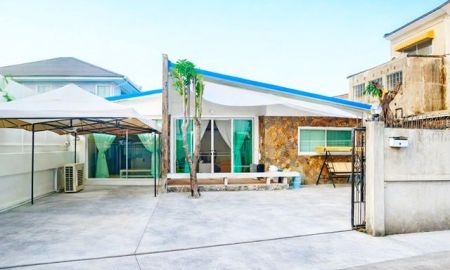 ให้เช่าบ้าน - เซ็นทรัล อีสต์วิลล์ 55 ตร.ว.220 ตร.ม.บ้านเดี่ยว ใกล้MRT ลาดพร้าว 71 900 ม.ออกแบบฟังก์ชันลงตัว 2-3นอน 2 น้ำ