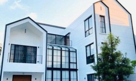 ขายบ้าน - ขายบ้าน3ชั้น ย่านคลองสาน ใกล้BTS วงเวียนใหญ่ เดินเพียง 1 นาที ใกล้ ICONSIAM เนื้อที่ 125 ตารางวา 6 ห้องนอน 7 ห้องน้ำ ซ. กรุงธนบุรี 4