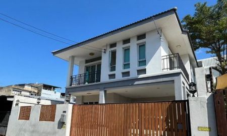 ให้เช่าบ้าน - ให้เช่า] บ้านเดี่ยว ลาดพร้าว 41 / 4 ห้องนอน 3 ห้องน้ำ / 45 ตารางวา 260 ตารางเมตร **35,000**