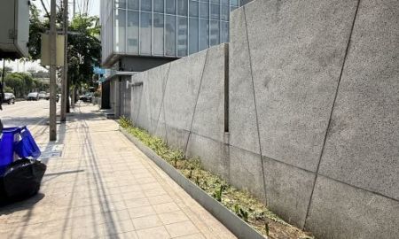 ขายอาคารพาณิชย์ / สำนักงาน - ขายตึก 3 ชั้น 137 ตร.ว ติดถนนวงศ์สว่าง ใกล้รถไฟฟ้า ทางด่วนศรีรัช