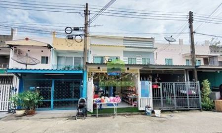 ขายทาวน์เฮาส์ - ขายทาวน์เฮ้าส์ 2 ชั้น หมู่บ้านเปรมปรีดิ์ รังสิต คลอง 2 เนื้อที่ 18 ตร.ว ทำเลดี ต่อเติมครบ พร้อมอยู่