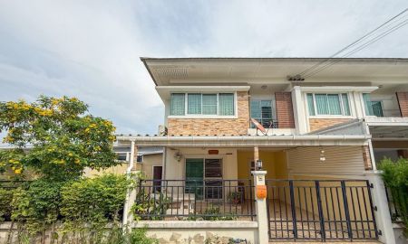 ขายทาวน์เฮาส์ - ทาวน์โฮมมือสองราคาดี มบ.เดอะเซนทรัล 2 ศรีราชา ใกล้นิคม-เดินทางสะดวก