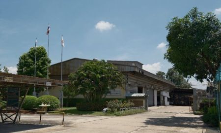ขายโรงงาน / โกดัง - ขาย โรงงานพลาสติก มีใบ ร.ง.4 บนที่ดิน 10 ไร่ กว่า ติดถนนรังสิต-นครนายก คลอง 11