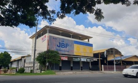 ขายอาคารพาณิชย์ / สำนักงาน - ขายอาคารพาณิชย์ 3 ชั้น + โกดังใหญ่ ทำเลทองใจกลางศรีสะเกษ