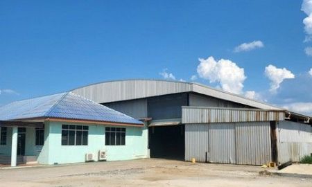 ให้เช่าโรงงาน / โกดัง - ให้เช่าโกดัง 1800 ตรม สูง 7 เมตร (30 60 7) พิกัดบ้านโพธิ์ ฉะเชิงเทรา เทรลเลอร์เข้าใด้