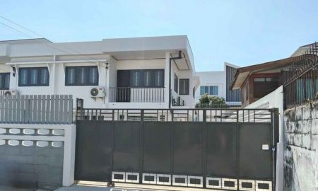 ให้เช่าบ้าน - ให้เช่าบ้านเดี่ยวใกล้ ตลาดเช้ารวมโชค ถนนโชคชัย4 ซอย56 แยก3 ใกล้ เซ็นทรัล อีสวิวล์