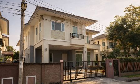 ขายบ้าน - ขาย บ้านเดี่ยว The Plant บางแค หลังใหญ่ บนถนนเมนของหมู่บ้าน เนื้อที่ 60.2 ตรว. พื้นที่ใช้สอย 194 ตรม.