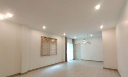 ขายบ้าน - หมู่บ้านมายเพลส วัชรพล ซอย เพิ่มสิน 62 ถนนเพิ่มสิน แขวงออเงิน เขตสายไหม กรุงเทพมหานคร