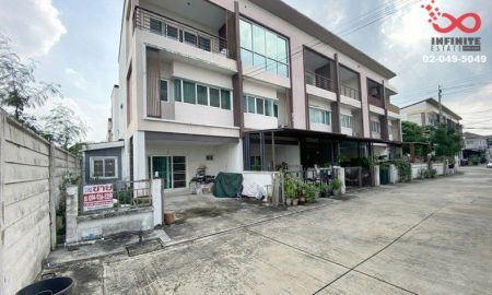 ขายทาวน์เฮาส์ - ขายทาวน์โฮม เดอะริคโค้ ทาวน์ วัชรพล 3ชั้น 30ตร.ว. หลังริม ร่วมมิตรพัฒนา บางเขน ถูกสุดในโครงการ