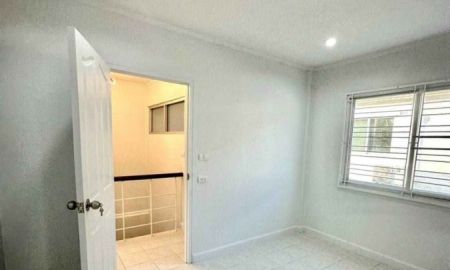 ขายบ้าน - บ้าน 2 ชั้น มือสอง สนามบิน บ้าน ปาล์ม สปริง 3 หาดใหญ่ สงขลา