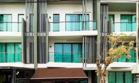 ให้เช่าทาวน์เฮาส์ - ให้เช่า] หมู่บ้าน เฌอคูน สาทร - ราชพฤกษ์ / 3 ห้องนอน 3 ห้องน้ำ / 20 ตารางวา 165 ตารางเมตร **28,000**