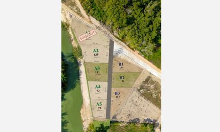 ขายที่ดิน - แบ่งขายที่ดินถมแล้วพร้อมปลูกสร้าง (มีปลายแปลง) ซอยสะเดาหวาน ตำบลละหาร อำเภอปลวกแดง ระยอง