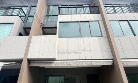 ขายทาวน์เฮาส์ - ทาวน์โฮม 3 ชั้น บ้านกลางเมือง ลาดพร้าว-เสรีไทย ขายบ้าน ใกล้แยกนิด้า