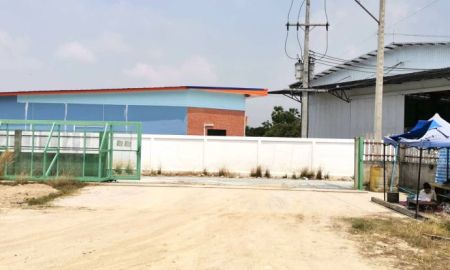 ขายโรงงาน / โกดัง - ขายที่ดินพร้อมโกดัง-โรงงาน เนื้อที่ 2-3-0ไร่ ขนาด 42x110เมตร ตำบลมาบไผ่ บ้านบึง ชลบุรี ผังเมือง EEC สีเหลืองอ่อนใกล้สำนักงาน อบต.สำนักบก