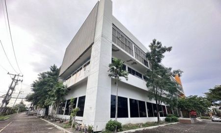 ขายโรงงาน / โกดัง - ขายโรงงานพื้นที่สีม่วง ถนนเพชรเกษม อำเภอสามพราน จังหวัดนครปฐม โรงงานพรีเมียมมาตรฐานส่งออกเนื้อที่ เนื้อที่รวม: 19 ไร่ 3 งาน 51.5 ตร.วา