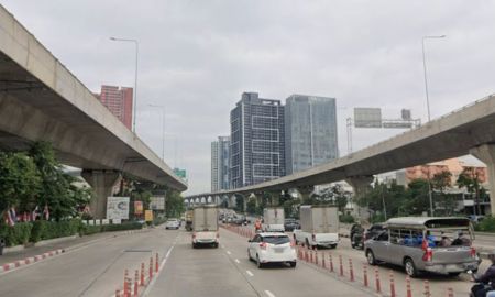 ขายที่ดิน - ขายที่ดินพร้อมสิ่งปลูกสร้าง ทำเลดี ถนนสวย