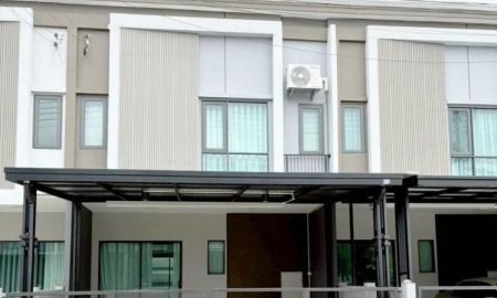 ขายทาวน์เฮาส์ - ทาวน์โฮม 2 ชั้น Grand Pleno พหลโยธิน-วิภาวดี เนื้อที่ 20.1 ตารางวา 3 ห้องนอน ตำบลคลองหนึ่ง อำเภอคลองหลวง จังหวัดปทุมธานี