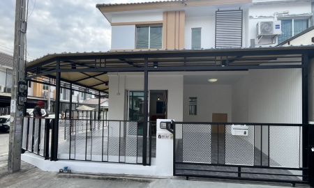 ขายทาวน์เฮาส์ - ขายทาวน์เฮ้าส์ 2 ชั้นมุม บ้านพฤกษา 78 นิคมฯ ลาดกระบัง เนื้อที่ 24.3 ตรว. 3 ห้องนอน 2 ห้องน้ำ รีโนเวท ราคา 2,390,000.-บาท