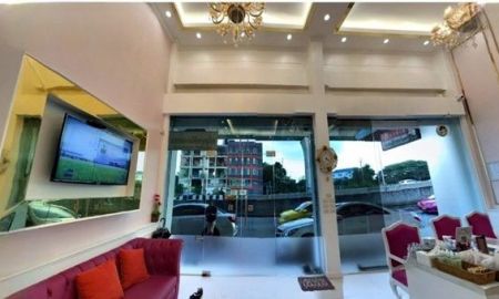 ให้เช่าอาคารพาณิชย์ / สำนักงาน - โชว์รูม MRT กระทรวงสาธารณสุข 350 ม. สำนักงานขาย ให้เช่าอาคารพาณิชย์ 2 คูหา 4.5ชั้น คลินิก ออฟฟิศ บิ๊กซีติวานนท์ 200 ม. ตลาดสดเรวดี 0.8 กม.