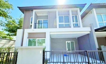 ให้เช่าบ้าน - บางแม่นาง บ้าน 2 ชั้น Grande ถ.คลองถนน 3 นอน 3 น้ำ ใกล้ MRT คลองบางไผ่ 950 ม. Lotus บางใหญ่ 150 ตร.ม. pleno