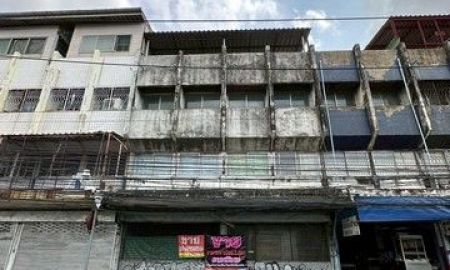 ขายอาคารพาณิชย์ / สำนักงาน - ขายอาคารพาณิชย์ 2คูหาทะลุกัน ติดถนน พัฒนาการ - ศรีนครินทร์ ทำเล ใกล้ รถไฟฟ้า 3 สาย , โลตัส พัฒนาการ , ธัญญาพาร์ค ฯ